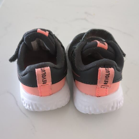 Nike Kids Revolution 5 Flyease (Infant/Toddler) 4C - Picture 4 of 6